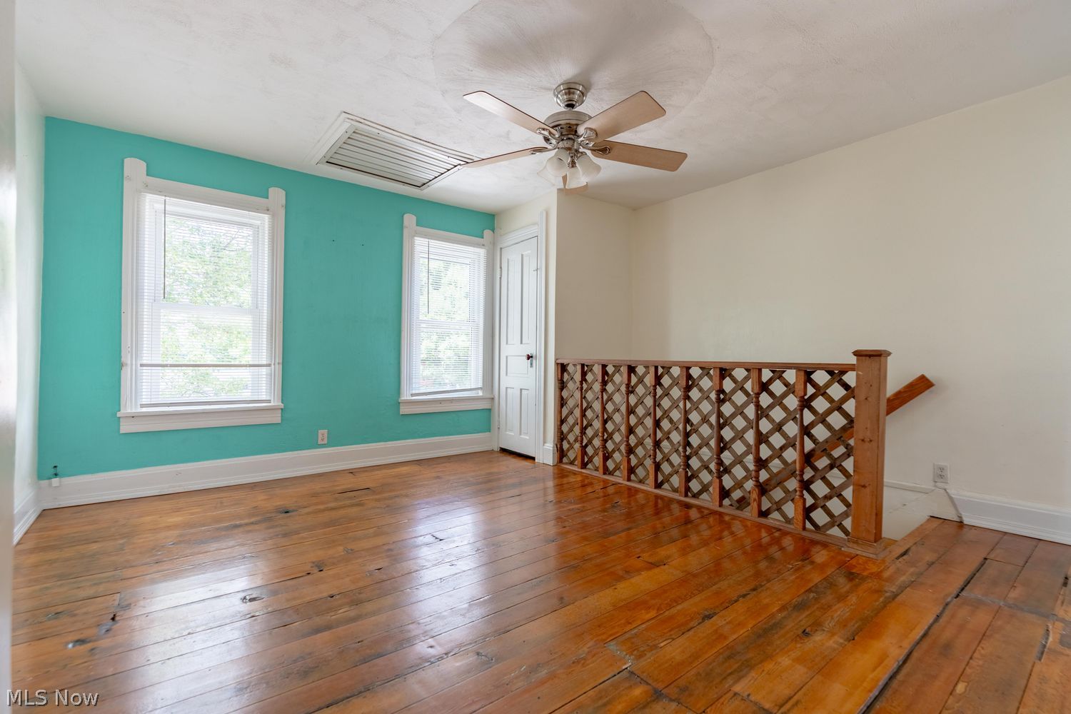 300 Market Street NE Navarre OH 44662