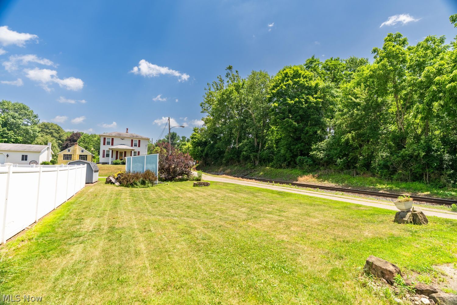 300 Market Street NE Navarre OH 44662
