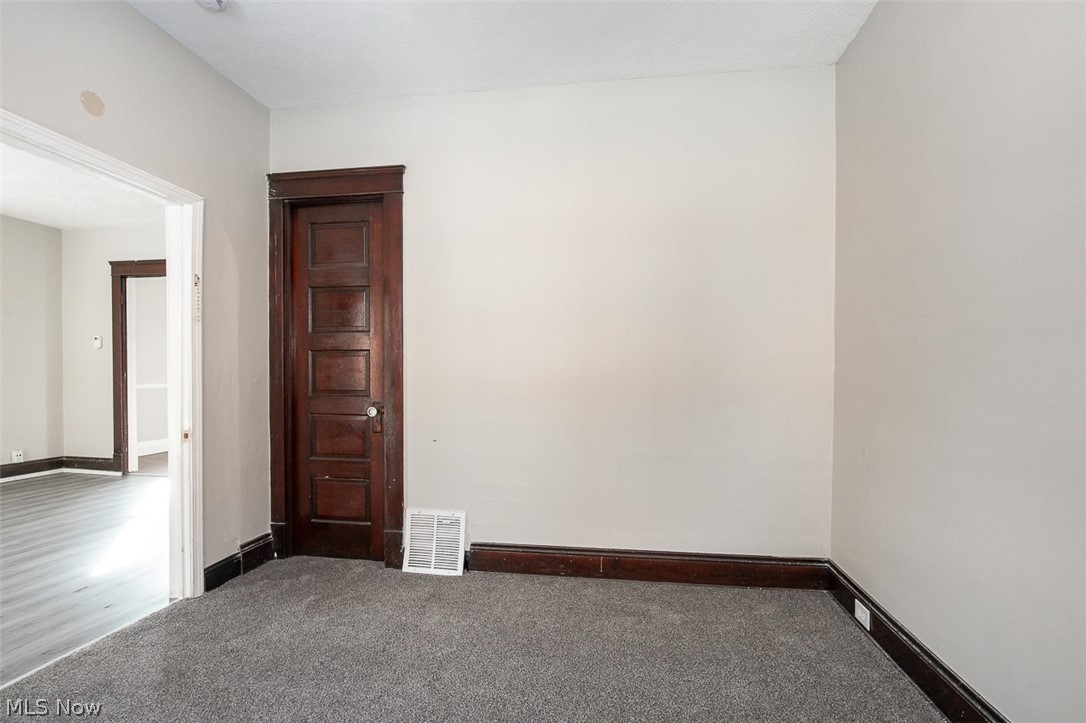 6914 Polonia Avenue Cleveland OH 44105