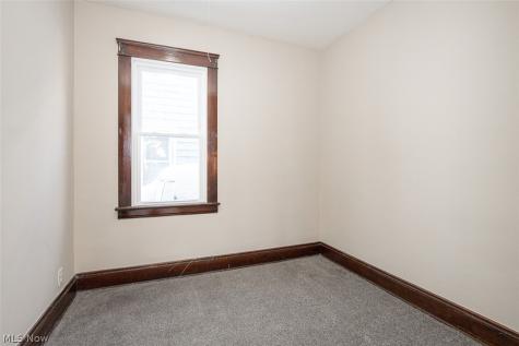 6914 Polonia Avenue Cleveland OH 44105