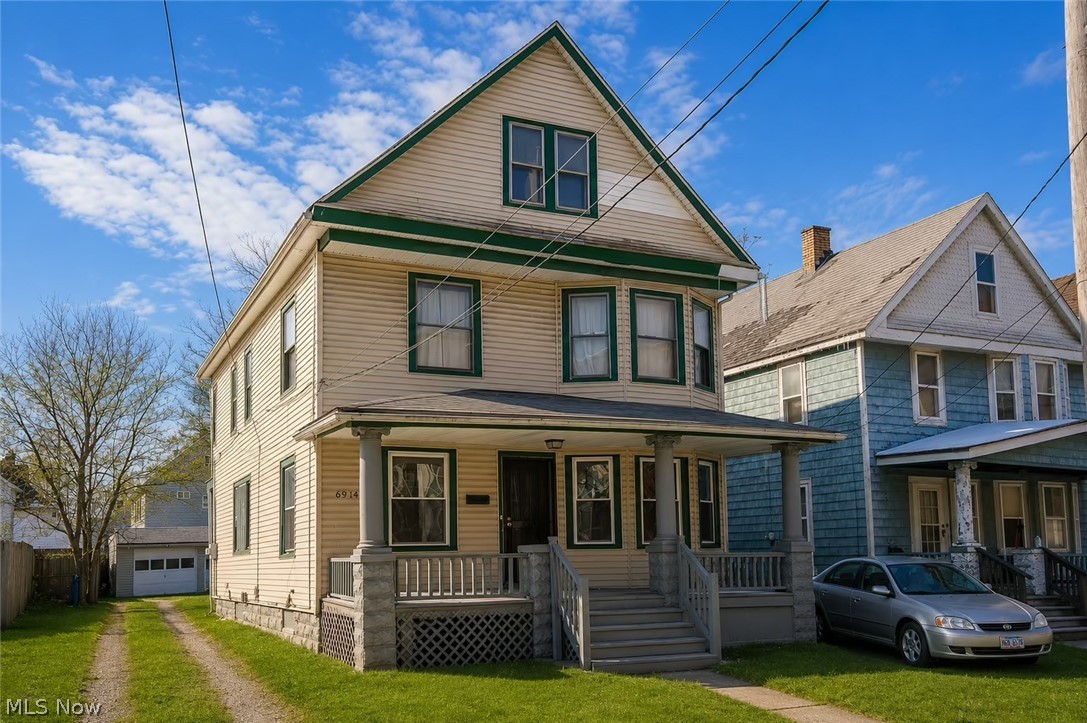 6914 Polonia Avenue Cleveland OH 44105