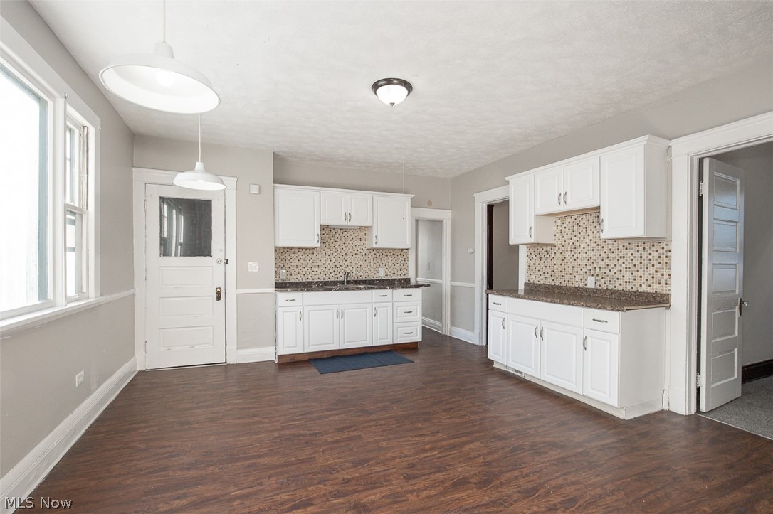 6914 Polonia Avenue Cleveland OH 44105