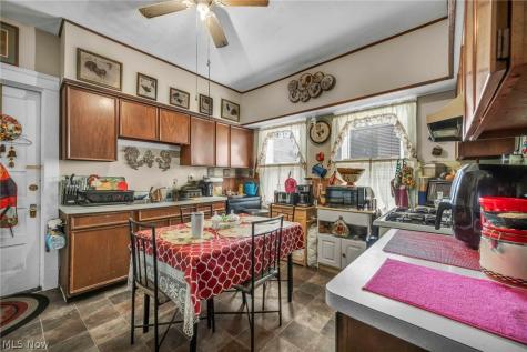 3508 Woodbridge Avenue Cleveland OH 44109