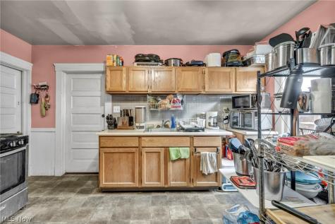 3508 Woodbridge Avenue Cleveland OH 44109