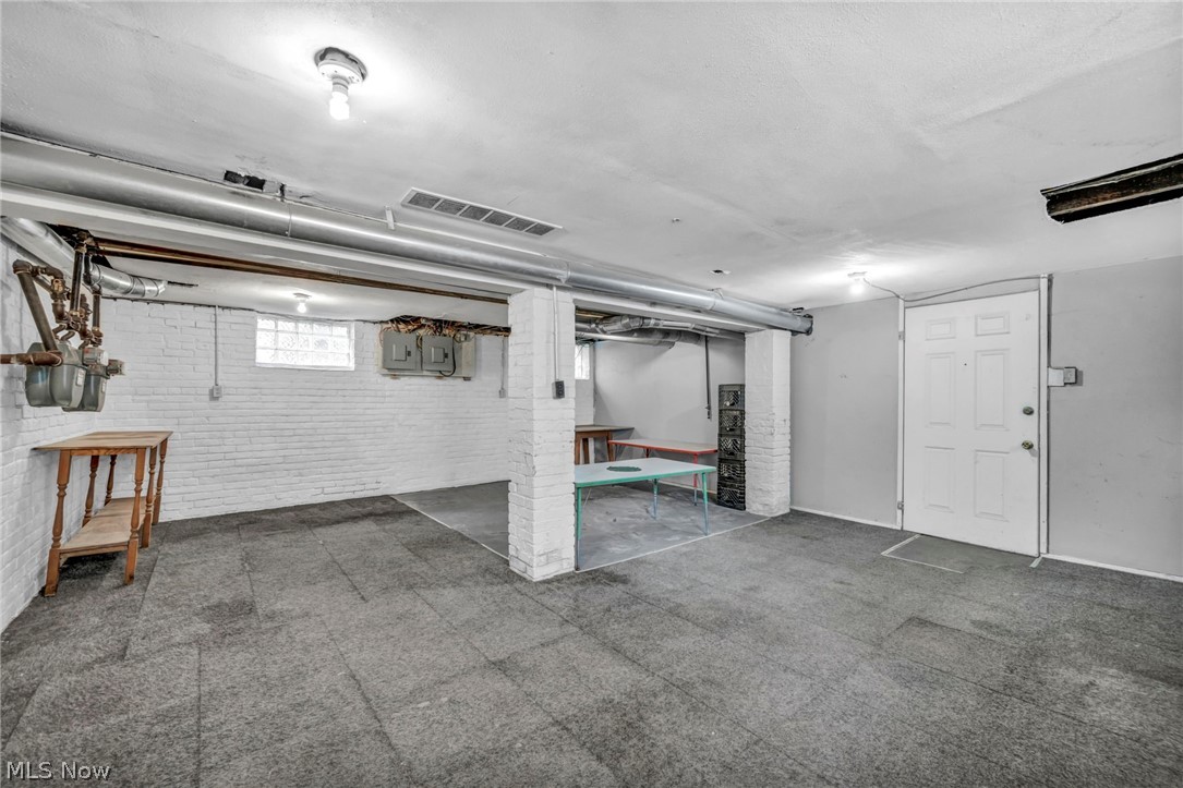 3508 Woodbridge Avenue Cleveland OH 44109