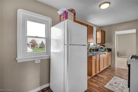 4444 W 51st Street Cleveland OH 44144