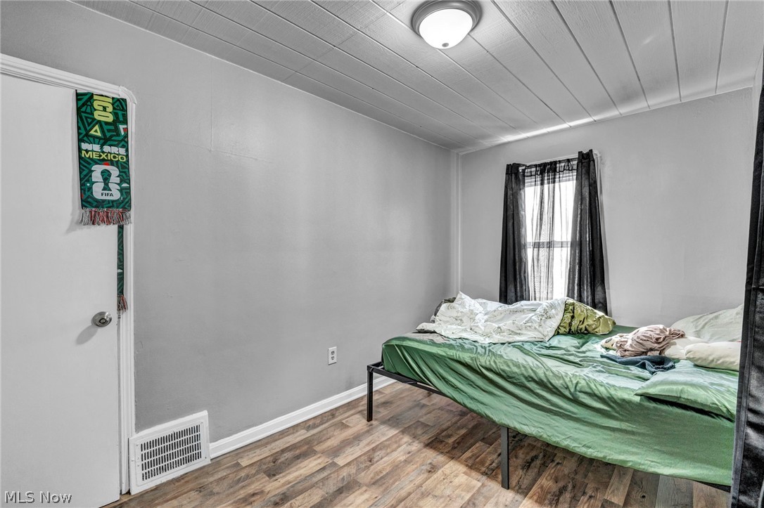 4444 W 51st Street Cleveland OH 44144