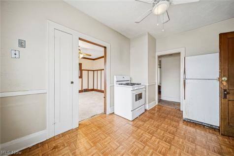 4697 E 85th Street Garfield Heights OH 44125