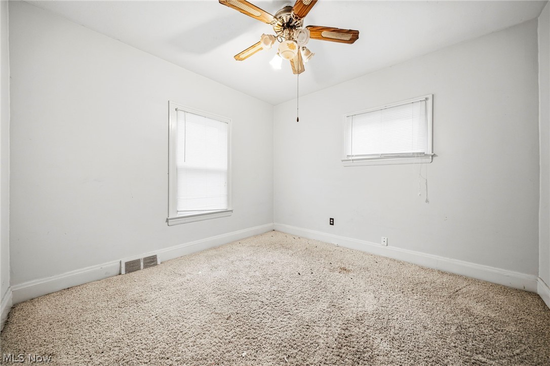 4697 E 85th Street Garfield Heights OH 44125
