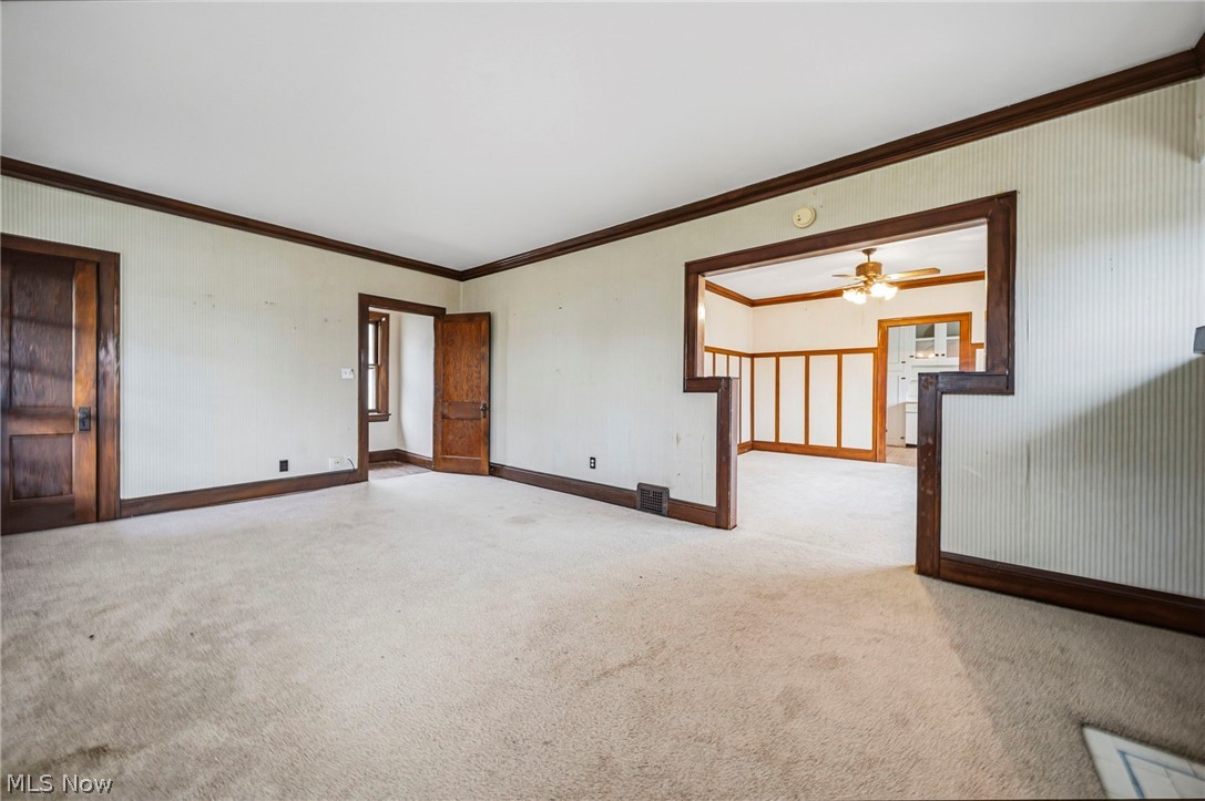 4697 E 85th Street Garfield Heights OH 44125