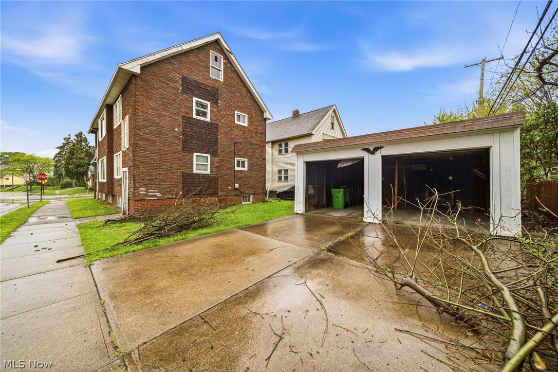 4697 E 85th Street Garfield Heights OH 44125