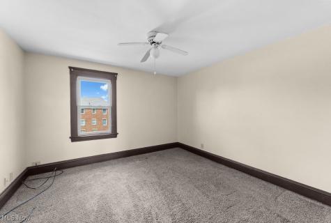 5977 Ridge Road Parma OH 44129