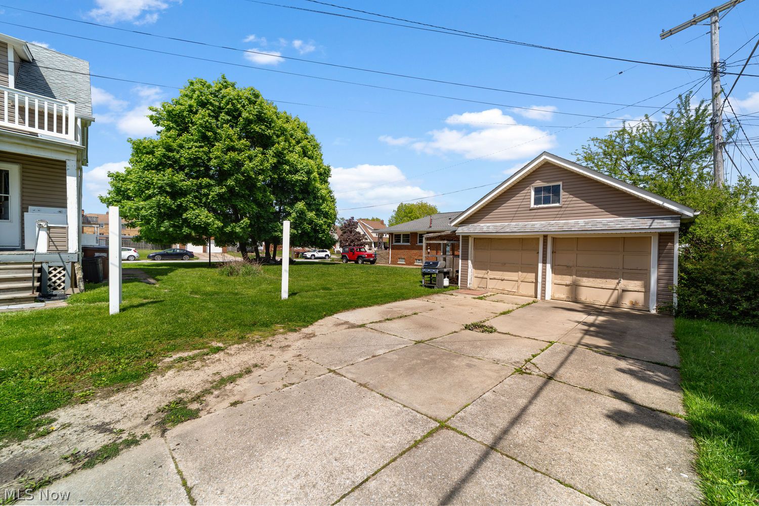 5977 Ridge Road Parma OH 44129