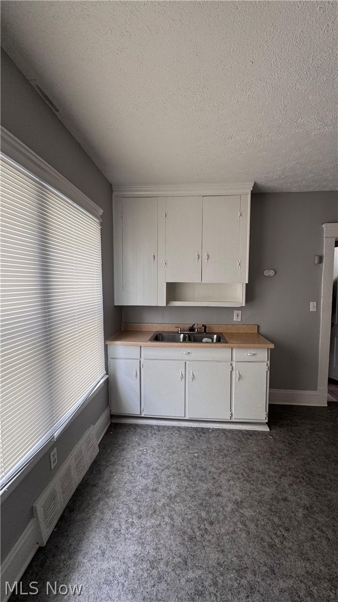 877 Rudyard Road Cleveland OH 44110