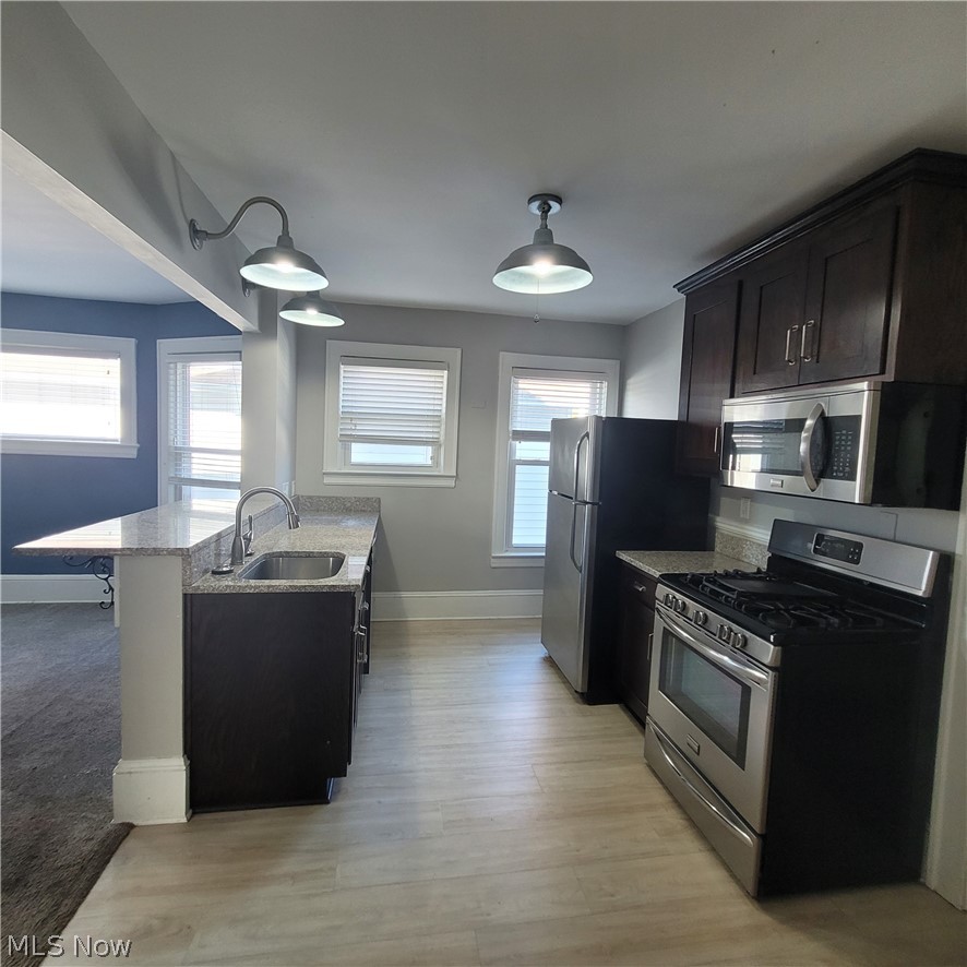 1447 Rosewood Avenue Lakewood OH 44107
