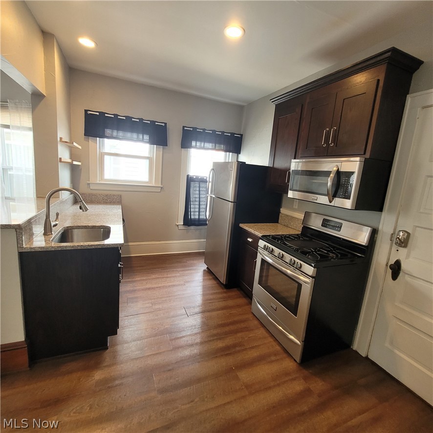 1447 Rosewood Avenue Lakewood OH 44107