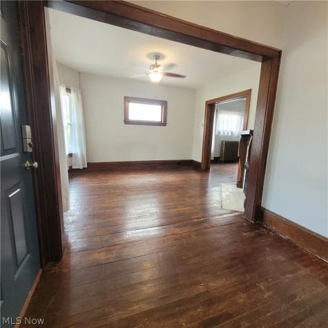 1447 Rosewood Avenue Lakewood OH 44107