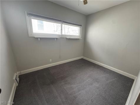 1363 Cranford Avenue Lakewood OH 44107
