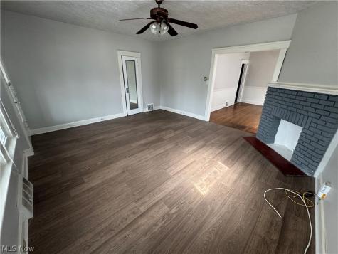 1363 Cranford Avenue Lakewood OH 44107