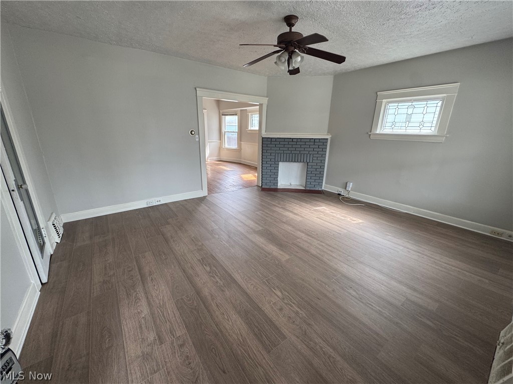 1363 Cranford Avenue Lakewood OH 44107