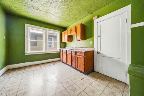 3123 E 94th Street Cleveland OH 44104