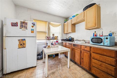 3123 E 94th Street Cleveland OH 44104