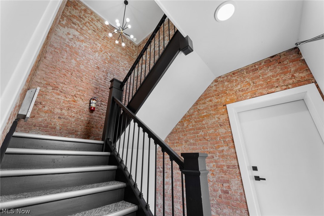 1295 Holmden Avenue Cleveland OH 44109