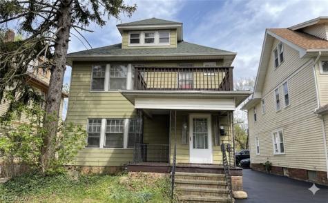 2201 Oakdale Road Cleveland Heights OH 44118