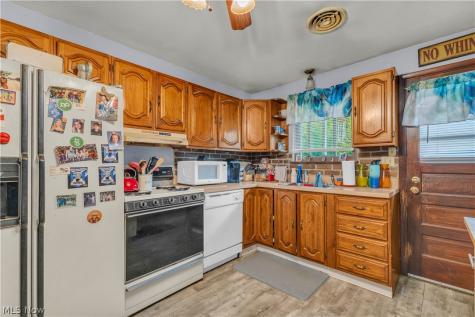 14185 Niagara Drive Strongsville OH 44136