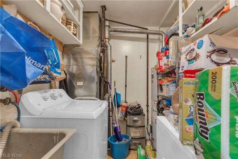 14185 Niagara Drive Strongsville OH 44136