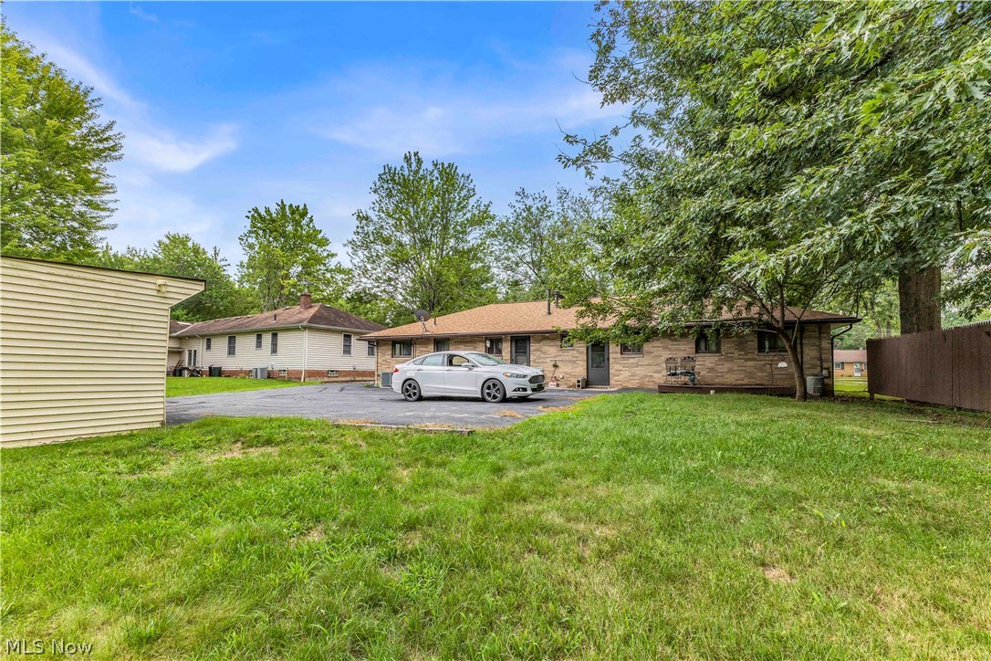 14185 Niagara Drive Strongsville OH 44136