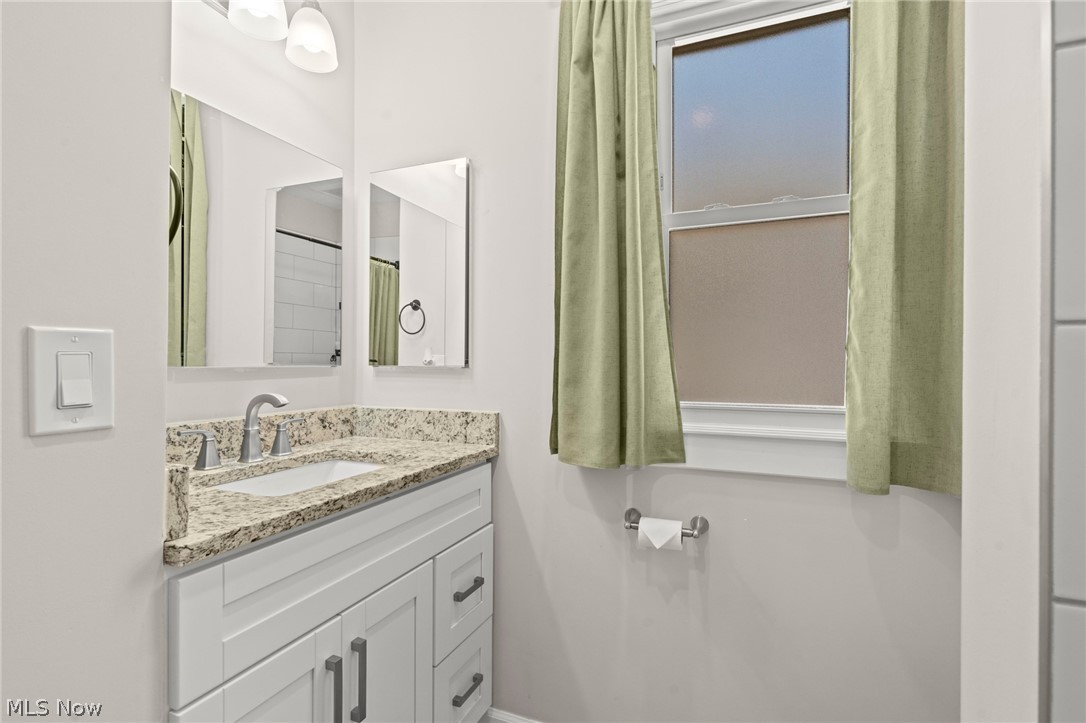 3710-3712 Pershing Avenue Parma OH 44134