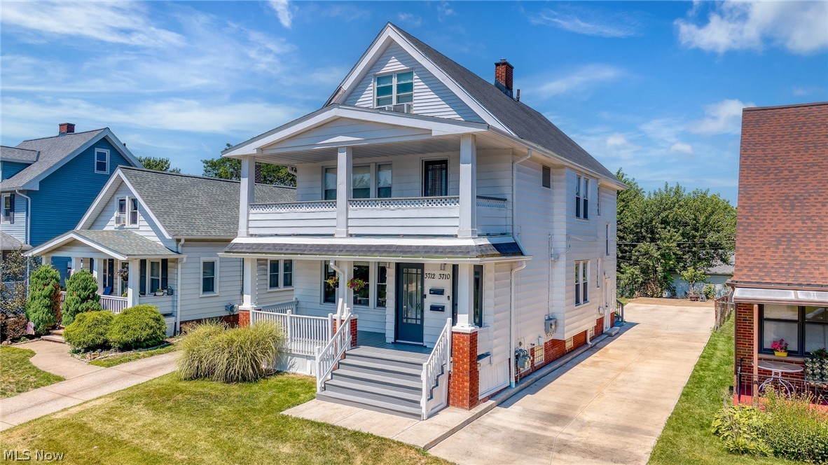 3710-3712 Pershing Avenue Parma OH 44134