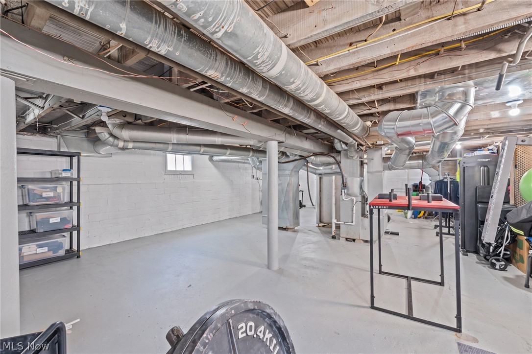 3710-3712 Pershing Avenue Parma OH 44134