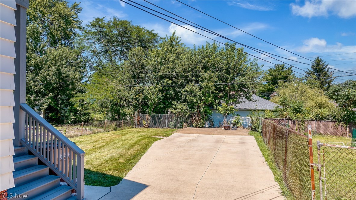 3710-3712 Pershing Avenue Parma OH 44134