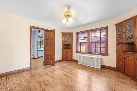 3670 Winchell Road Shaker Heights OH 44122