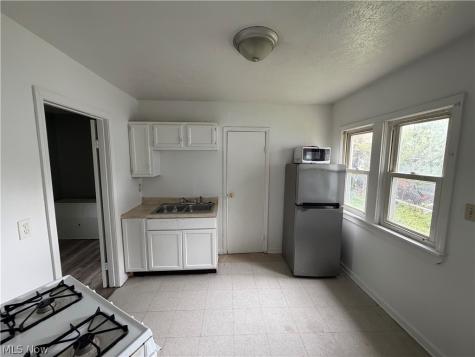 3317 W 50th Street Cleveland OH 44102