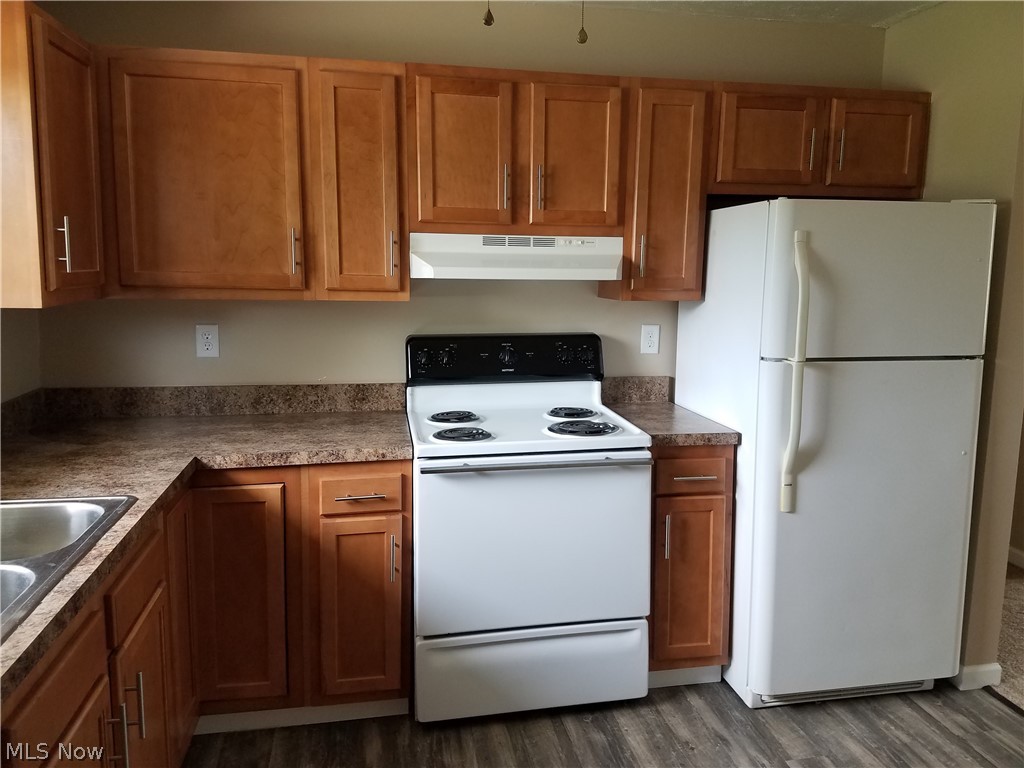 3922-3924 Summit Road Ravenna OH 44266