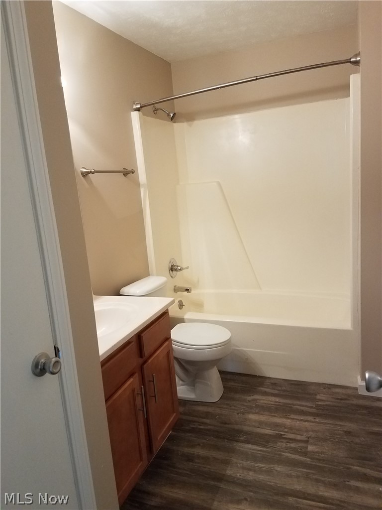3922-3924 Summit Road Ravenna OH 44266