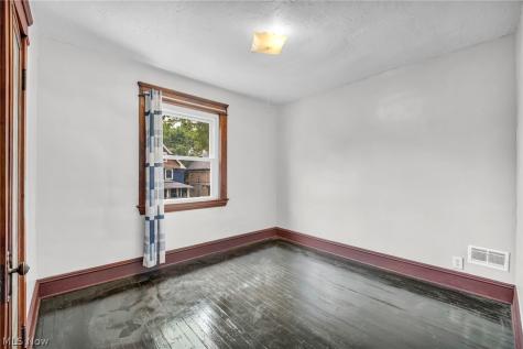 3612 Daisy Avenue Cleveland OH 44109