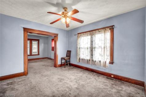 3612 Daisy Avenue Cleveland OH 44109