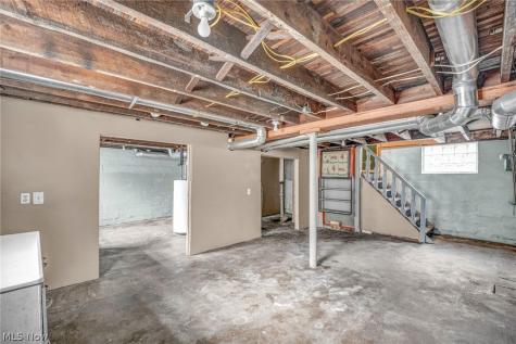 3612 Daisy Avenue Cleveland OH 44109