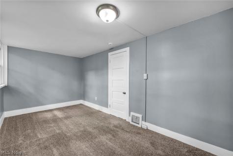 1641 E 70th Street Cleveland OH 44103