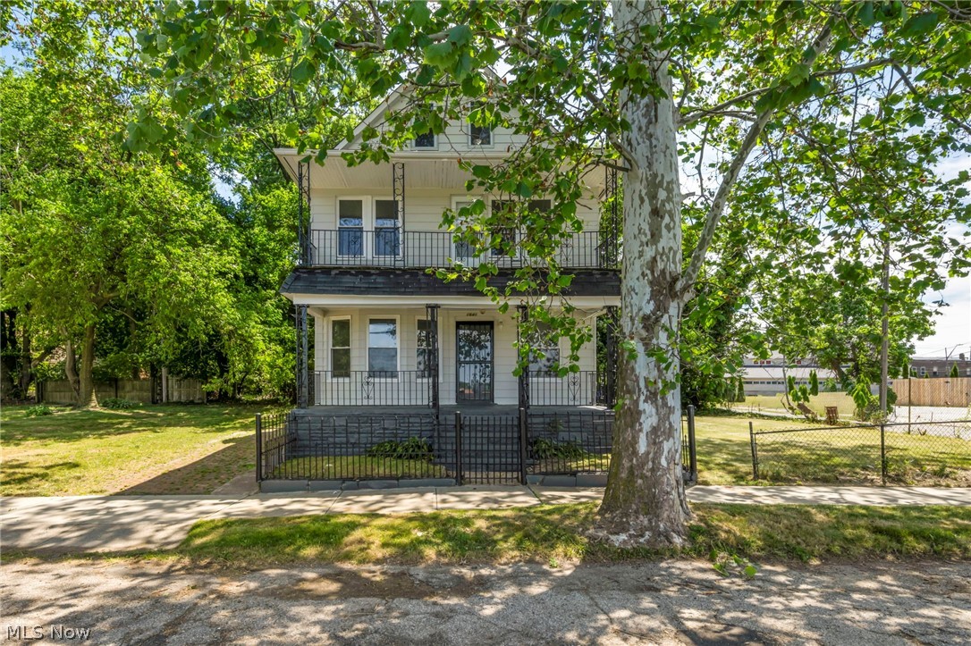 1641 E 70th Street Cleveland OH 44103