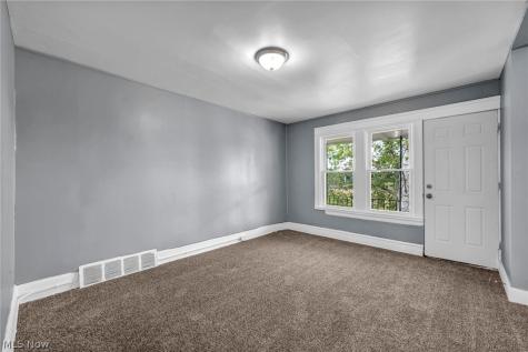 1641 E 70th Street Cleveland OH 44103