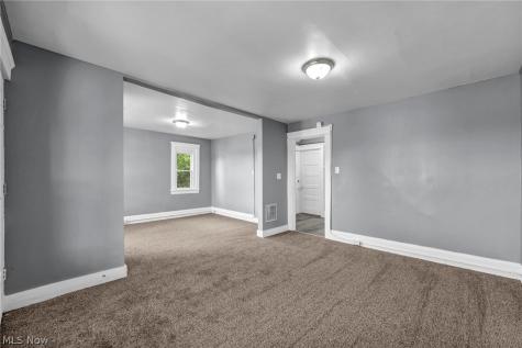 1641 E 70th Street Cleveland OH 44103