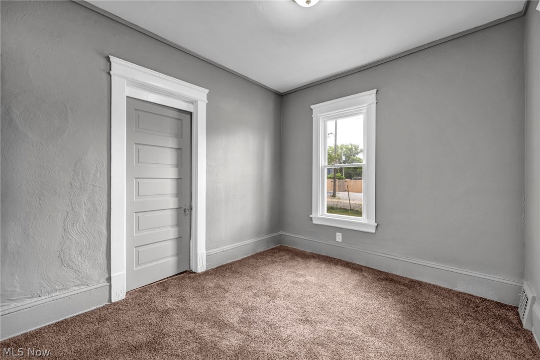 1641 E 70th Street Cleveland OH 44103
