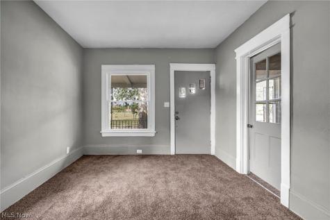1641 E 70th Street Cleveland OH 44103