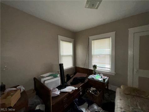 3885 W 20th Street Cleveland OH 44109