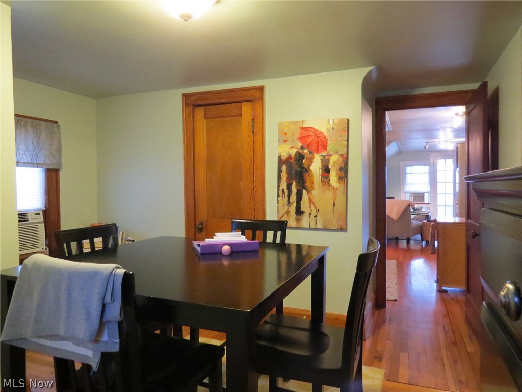 13832-34 Clifton Boulevard Lakewood OH 44107